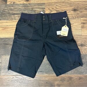 Telluride Clothing | New Gray Kate Comfort Waist Pull On Shorts 10”, Medium